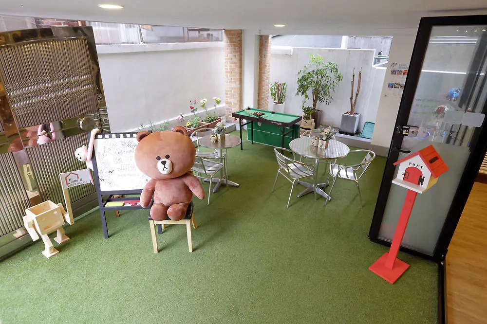 The Blossom Yeonnam Guesthouse Seoul 2*,