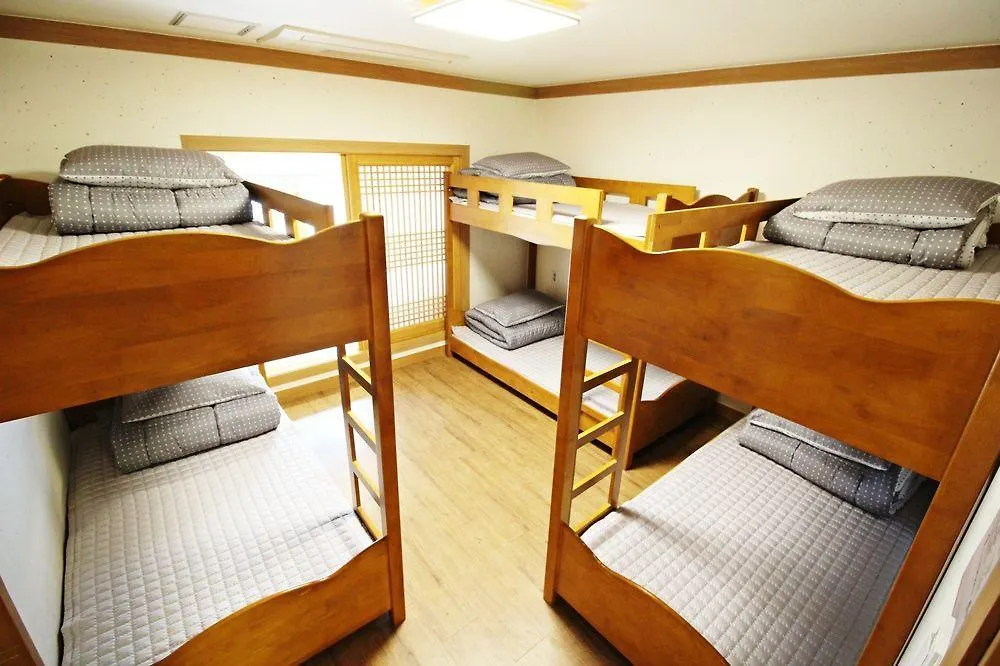 ** Guest house The Blossom Yeonnam Guesthouse Seoul South Korea